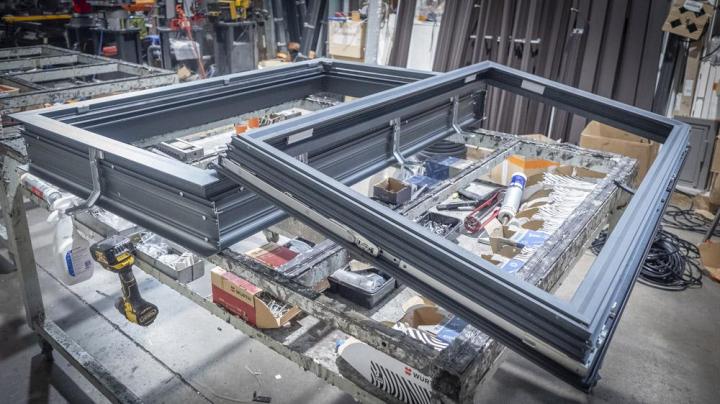 Votre unique interlocuteur pour la fabrication de menuiserie.